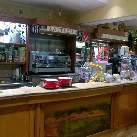 Bed and Breakfast Bb Dante Mesina Exterior foto