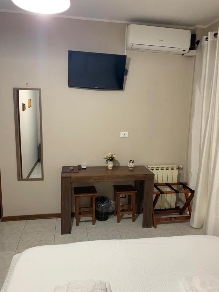 Bed and Breakfast Bb Dante Mesina Exterior foto