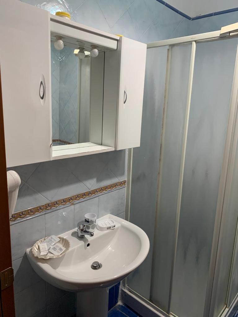 Bed and Breakfast Bb Dante Mesina Exterior foto
